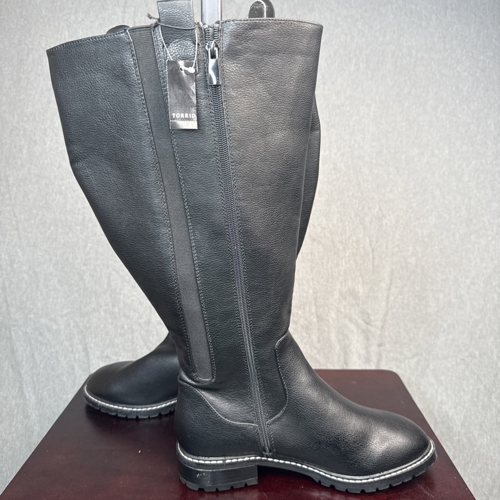 Torrid Boots Tall Black 8.5 Faux Leather Wide Calf  Zipper Preppy Grunge Goth